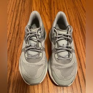 Lululemon blissfeel running shoes